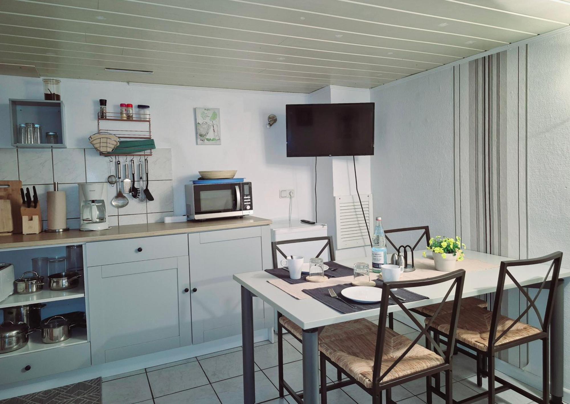 Apartamento Untergeschoss, Kaelder, Basement In Ruhiger Wohngegend Flensburgo Exterior foto