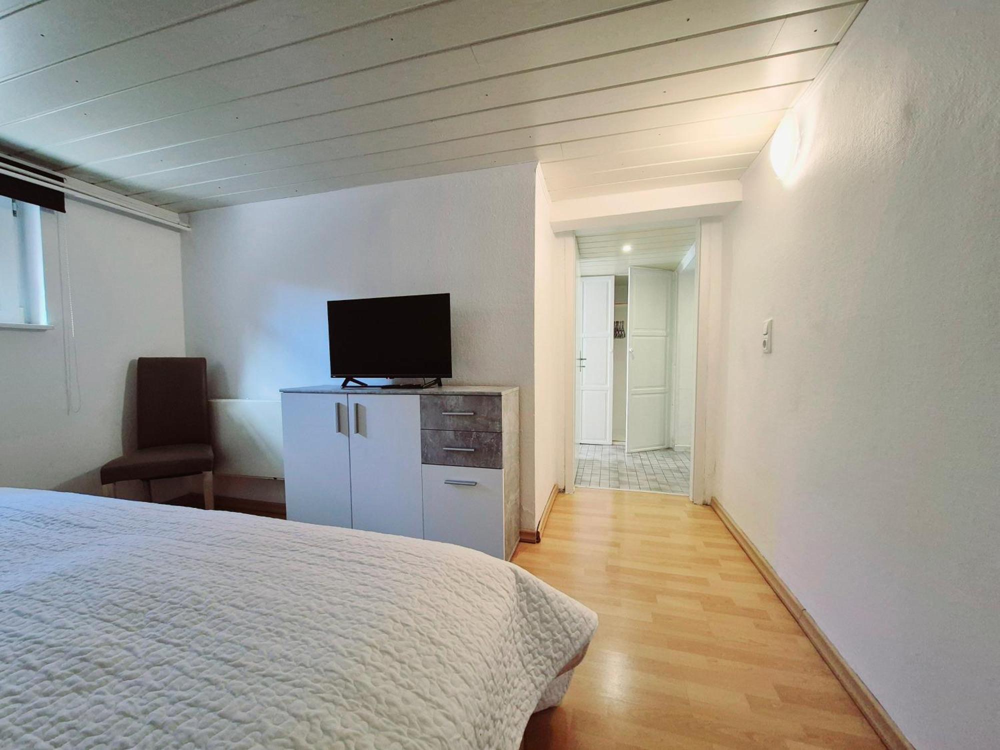 Apartamento Untergeschoss, Kaelder, Basement In Ruhiger Wohngegend Flensburgo Exterior foto
